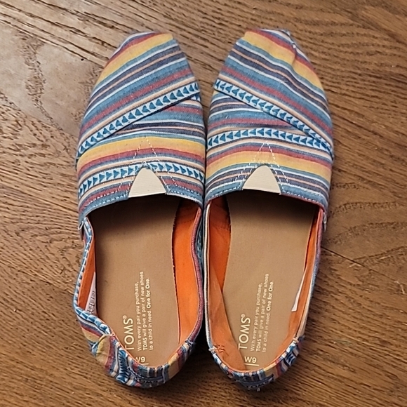 Toms Colorful Striped Slip-On Shoes - Picture 1 of 4